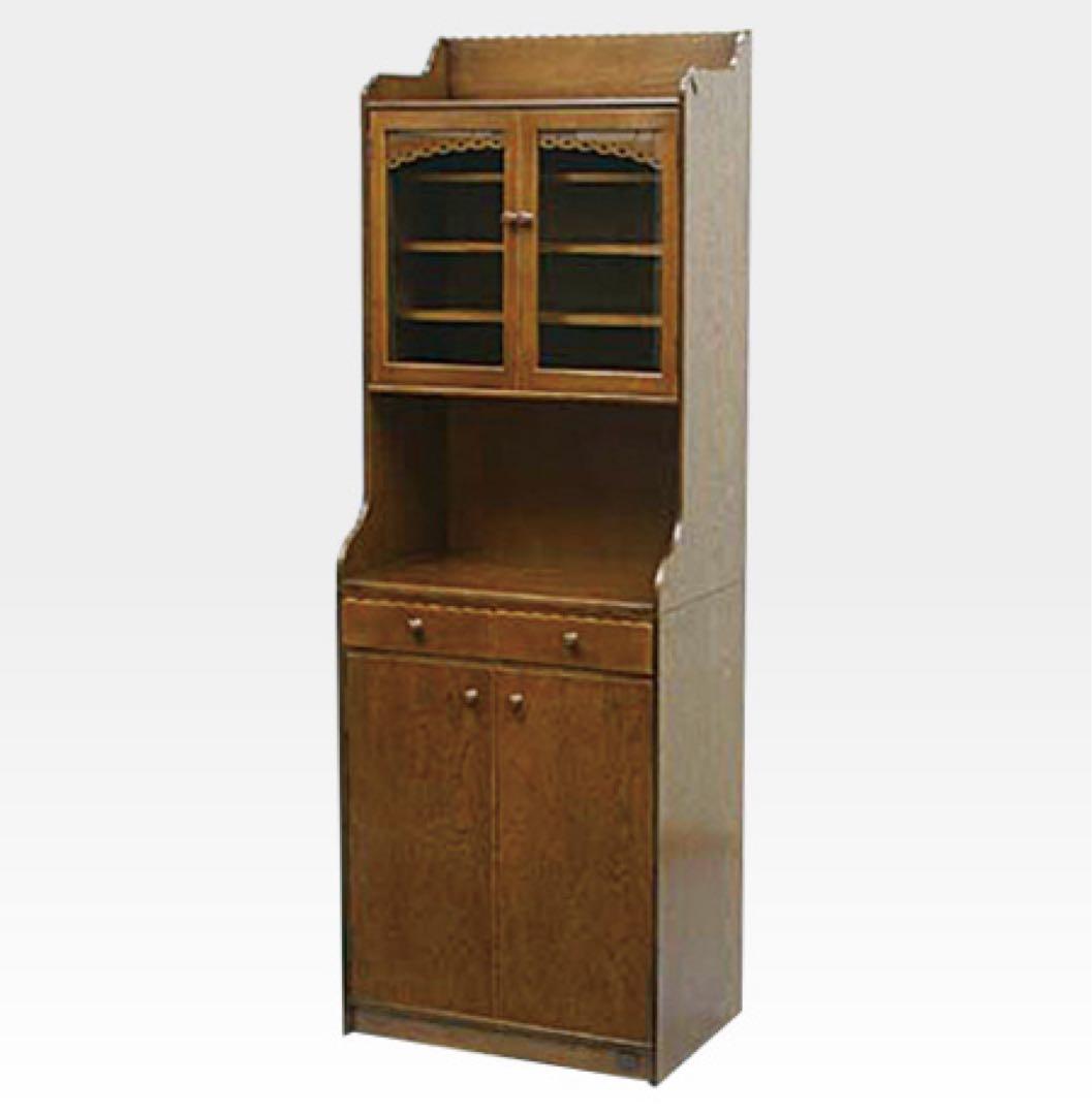 パリの雑貨屋　カップボード　食器棚　飾り棚　キャビネット　アンティークな雰囲気