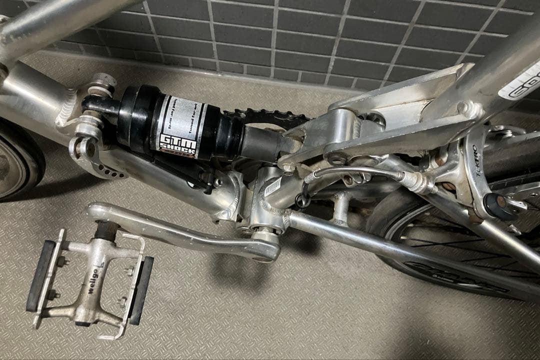 GIANT ジャイアント MR4F クロスバイク シルバー 折りたたみ自転車