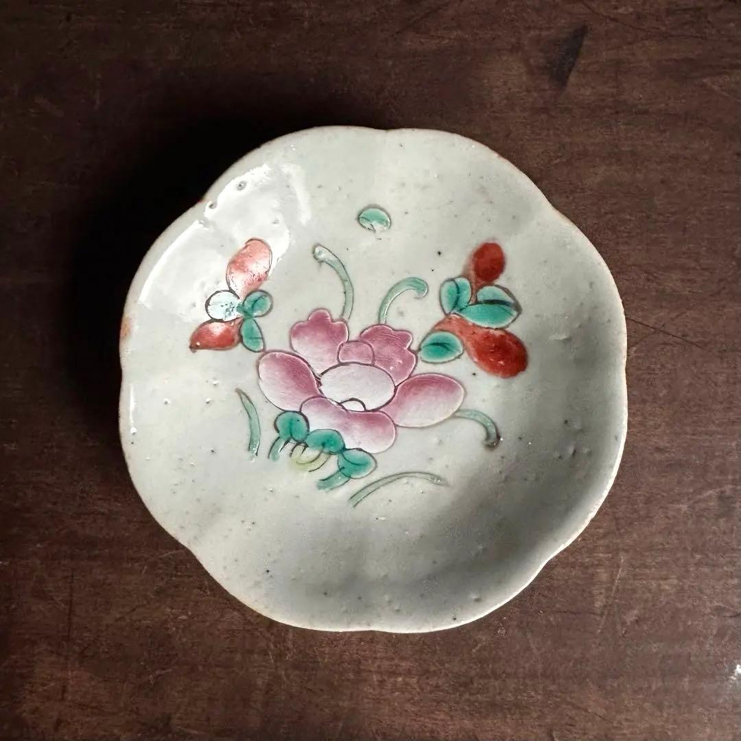 【希少】清朝期　粉彩　花の図　輪花皿　台皿　小皿　中国古玩　中国美術　骨董品　A