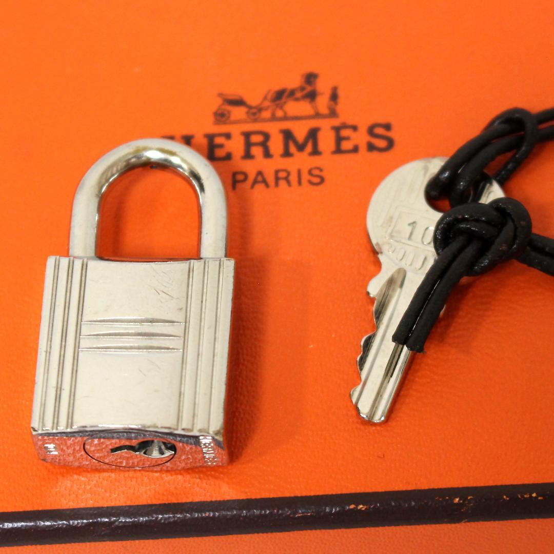 美品 HERMES シルバー カデナ 南京錠 パドロック 鍵付き104 ②