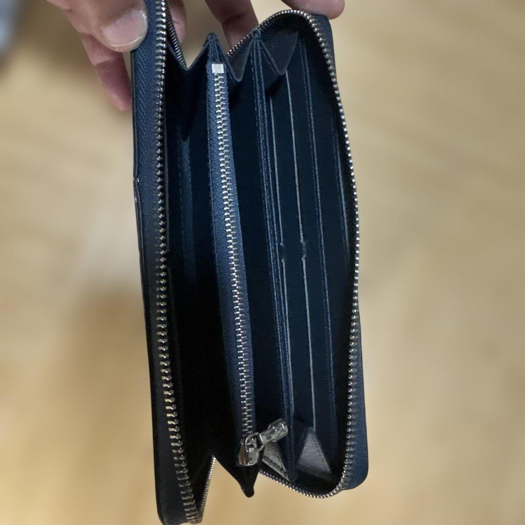 Louis Vuitton LVエスカル　ロゴ財布