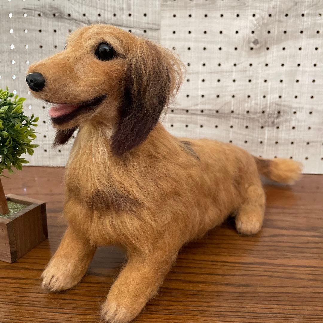 羊毛フェルト　ミニチュアダックス　おすわりBIGサイズ