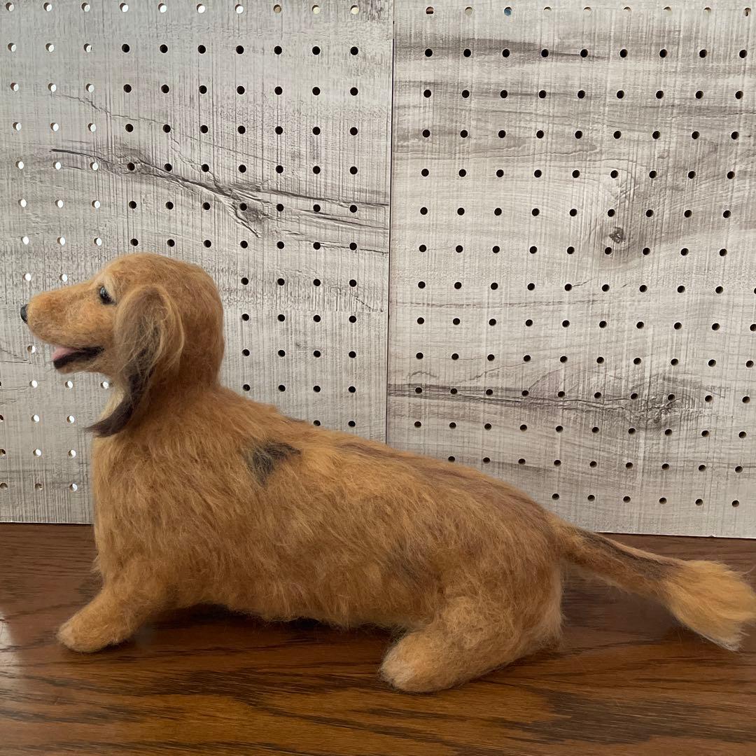 羊毛フェルト　ミニチュアダックス　おすわりBIGサイズ