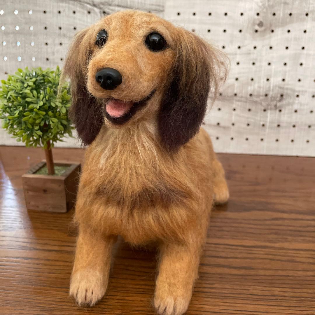 羊毛フェルト　ミニチュアダックス　おすわりBIGサイズ