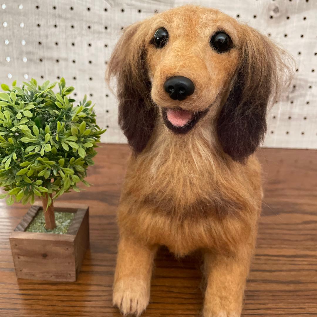 羊毛フェルト　ミニチュアダックス　おすわりBIGサイズ