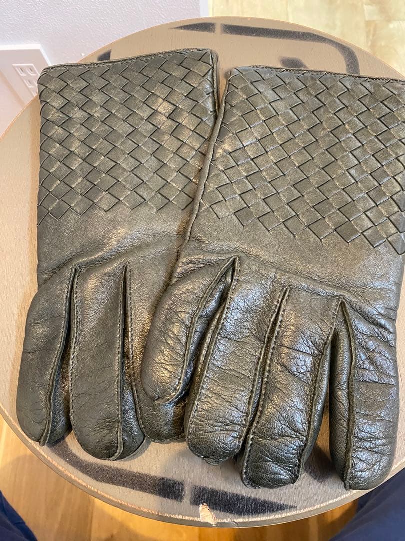 ボッテガヴェネタ レザーグローブ 手袋 イントレチャート オリーブ