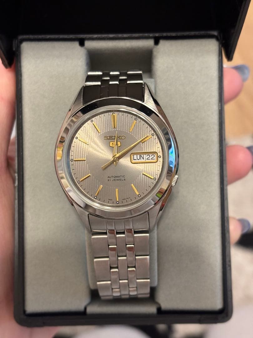 SEIKO5 機械式自動巻き　腕時計