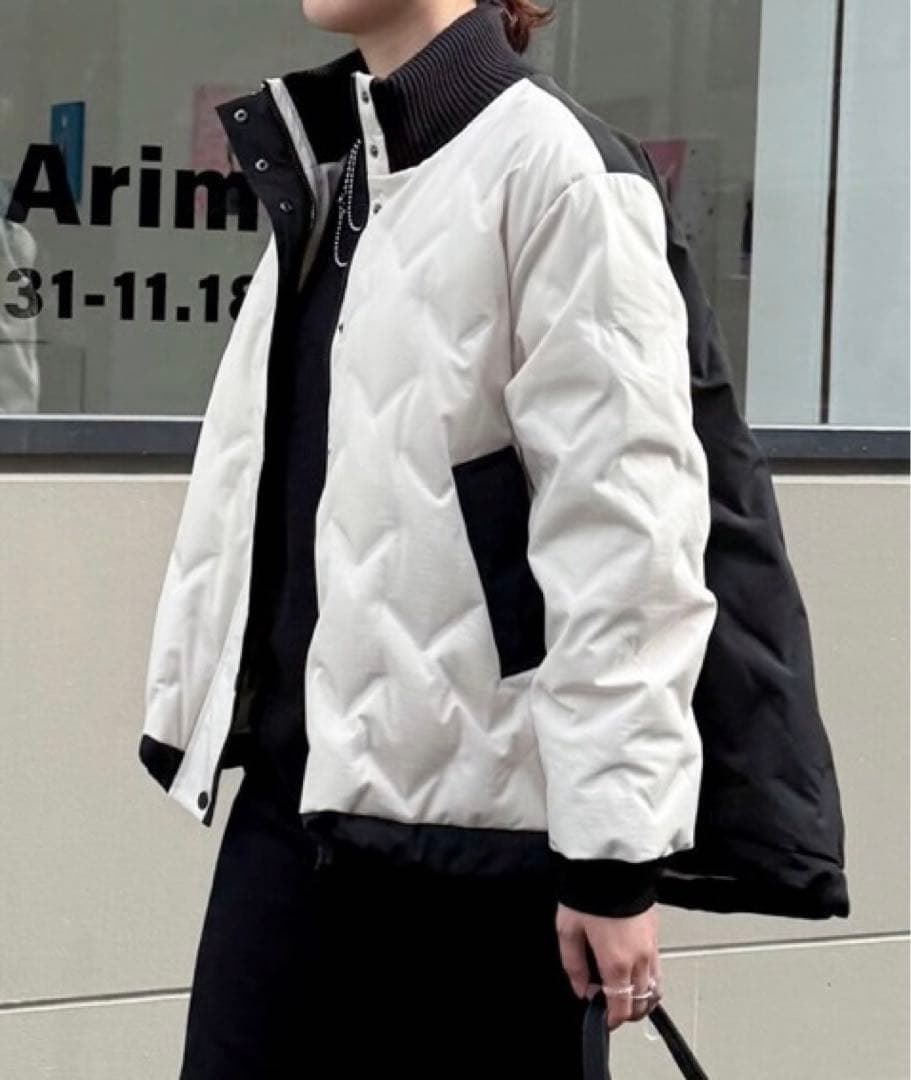 ホワイト/ブラック キルティングダウンジャケット