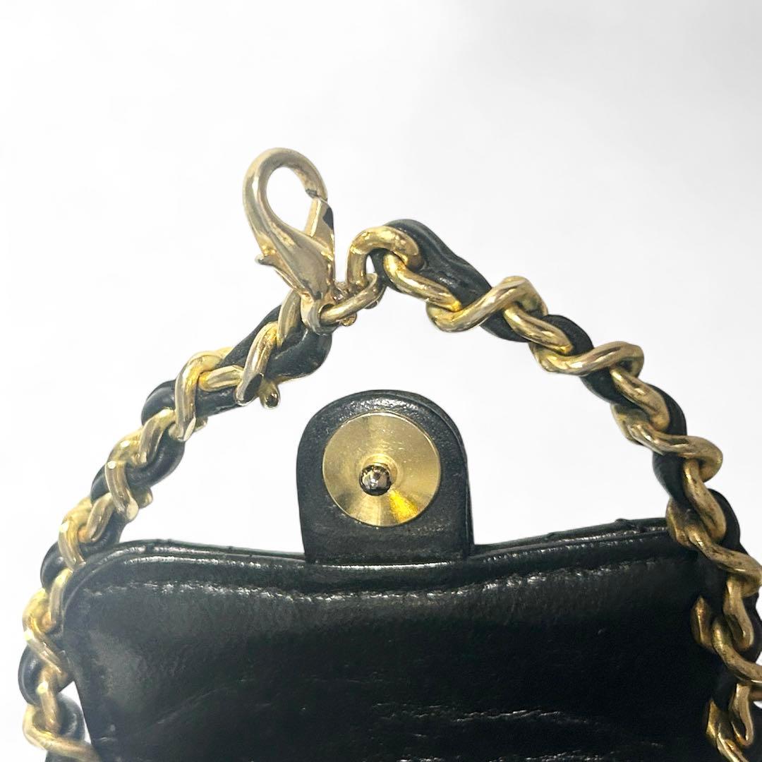 CHANEL ミニミニマトラッセ ココマーク バッグチャーム ラムスキン　黒