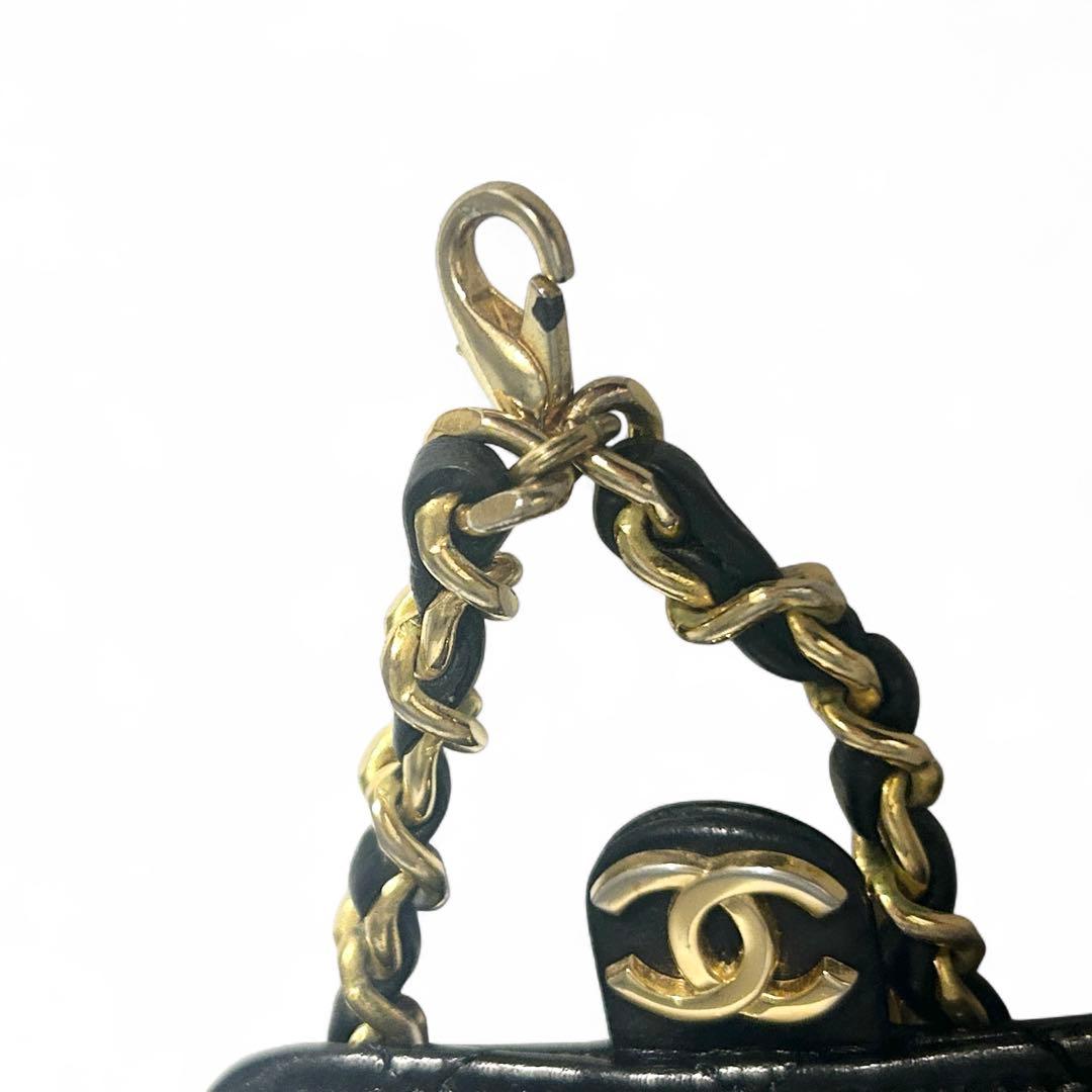 CHANEL ミニミニマトラッセ ココマーク バッグチャーム ラムスキン　黒