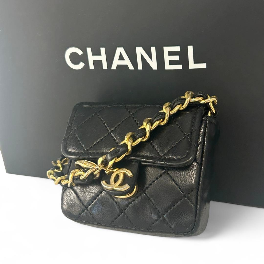 CHANEL ミニミニマトラッセ ココマーク バッグチャーム ラムスキン　黒