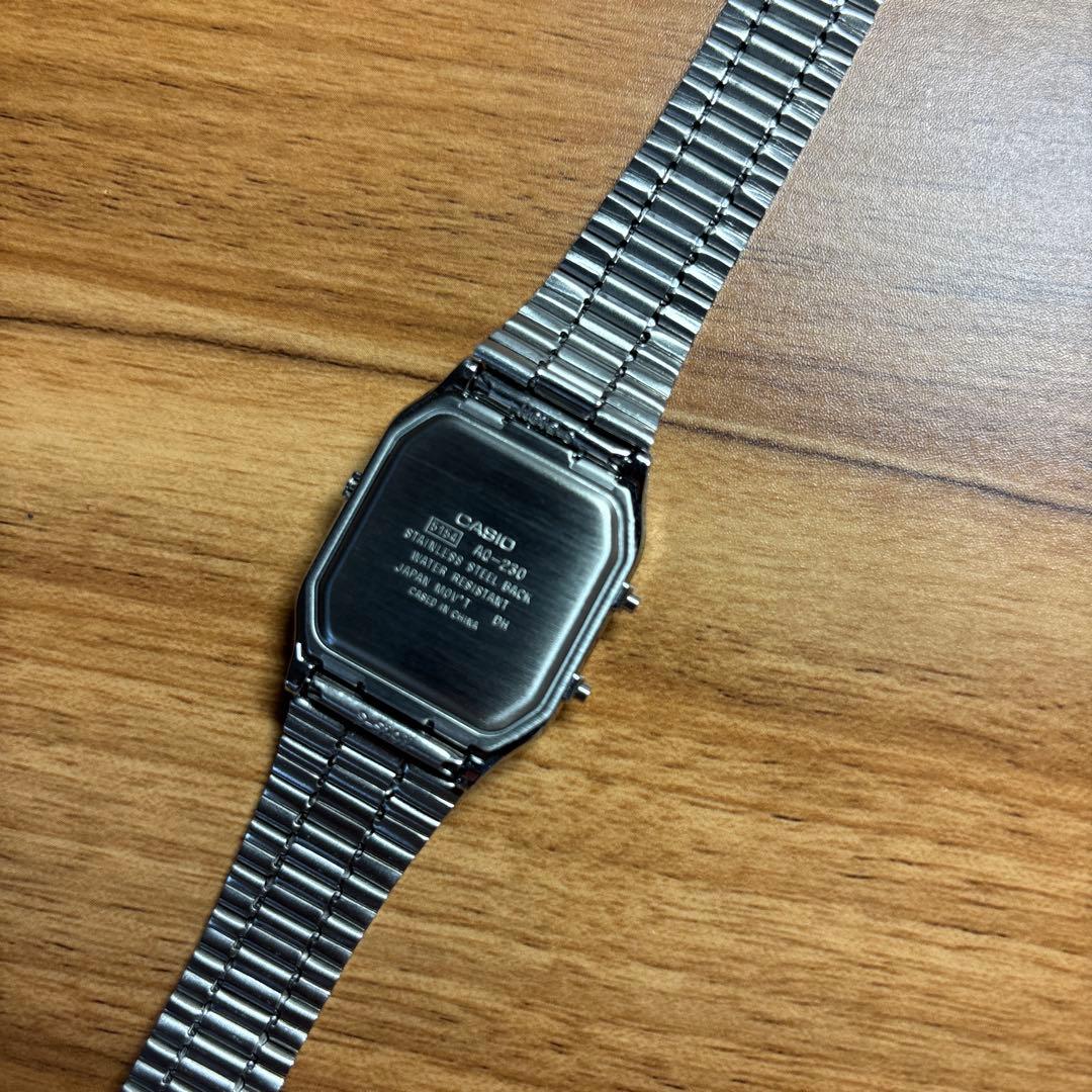 チープカシオ AQ-230 ティファニーブルー