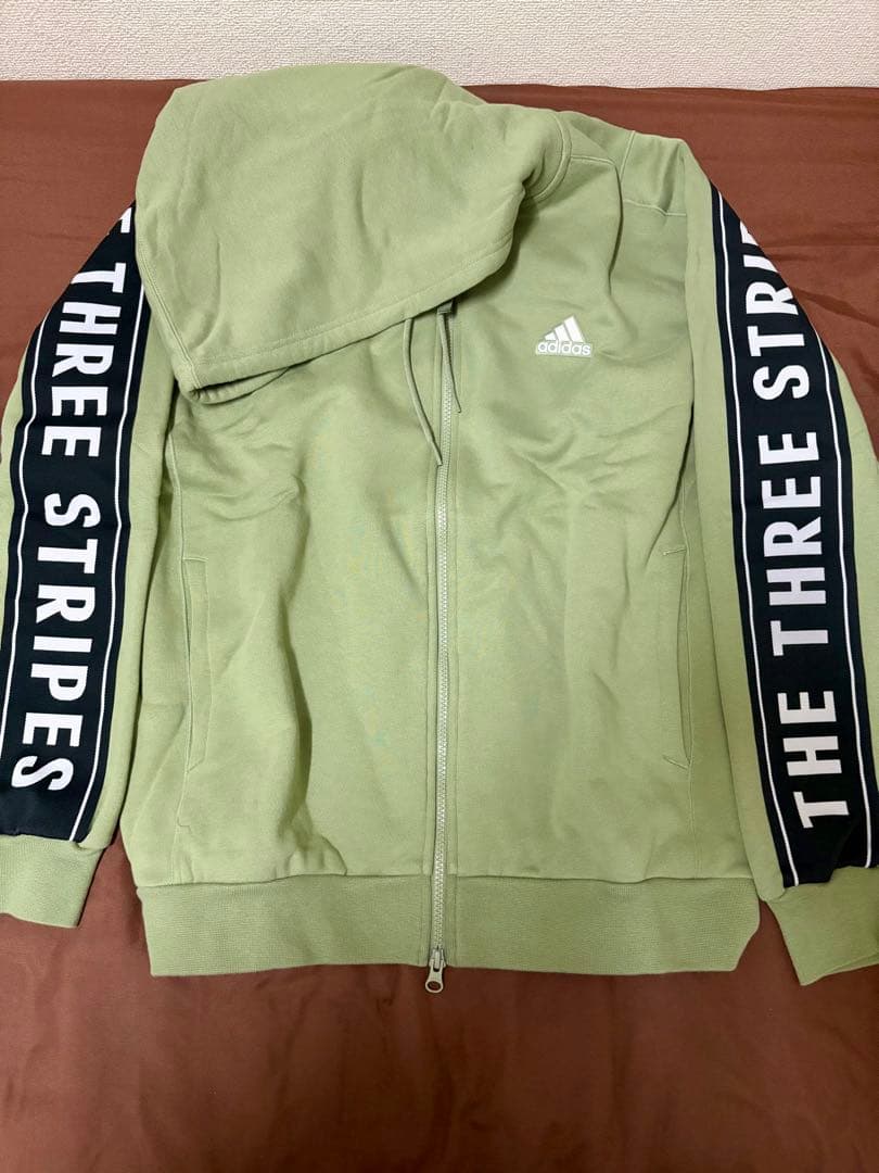 adidas THE THREE STRIPES 上下 セットアップ