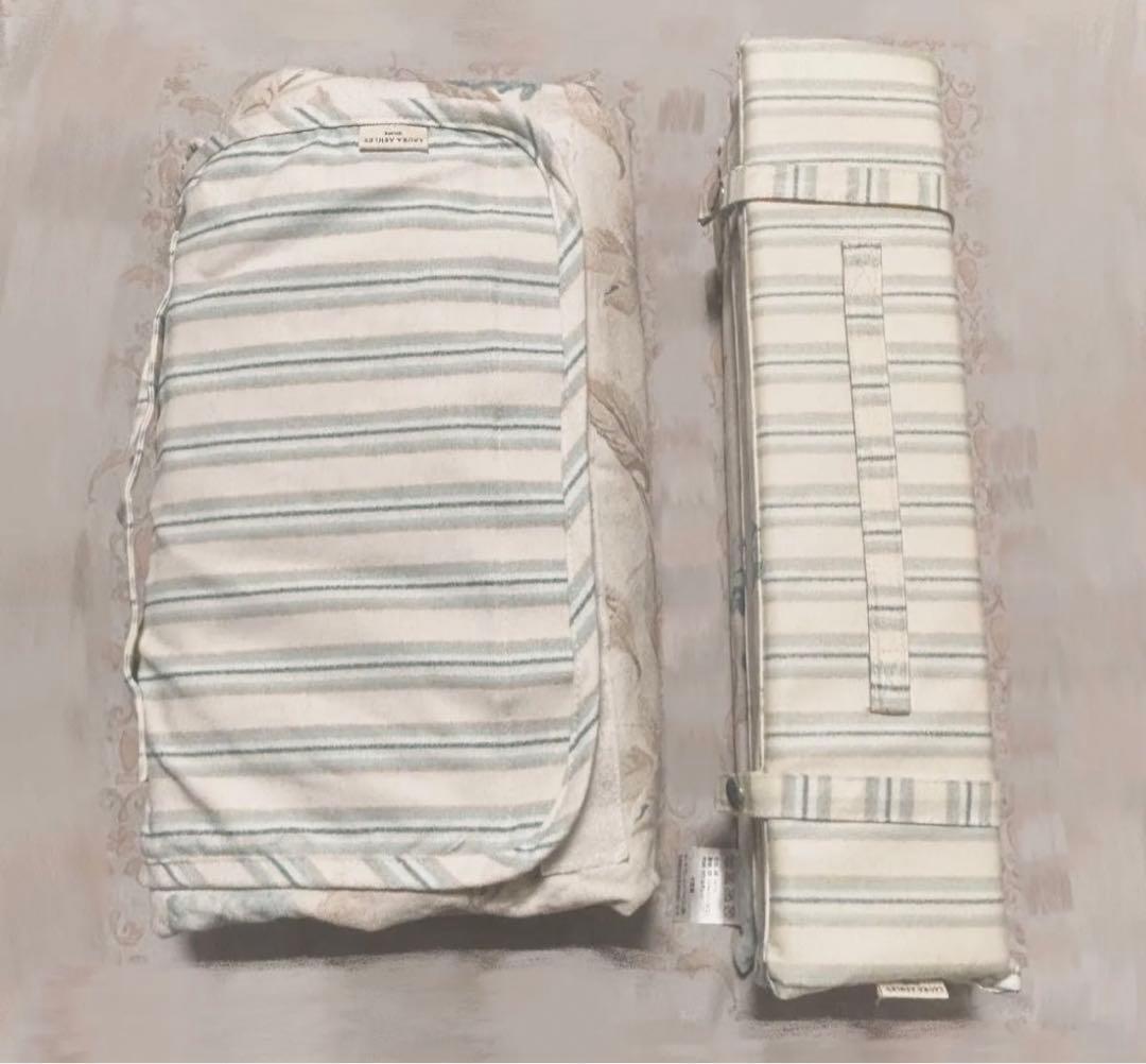 LAURA ASHLEY ローラアシュレイ 折り畳みマット 折り畳みクッション