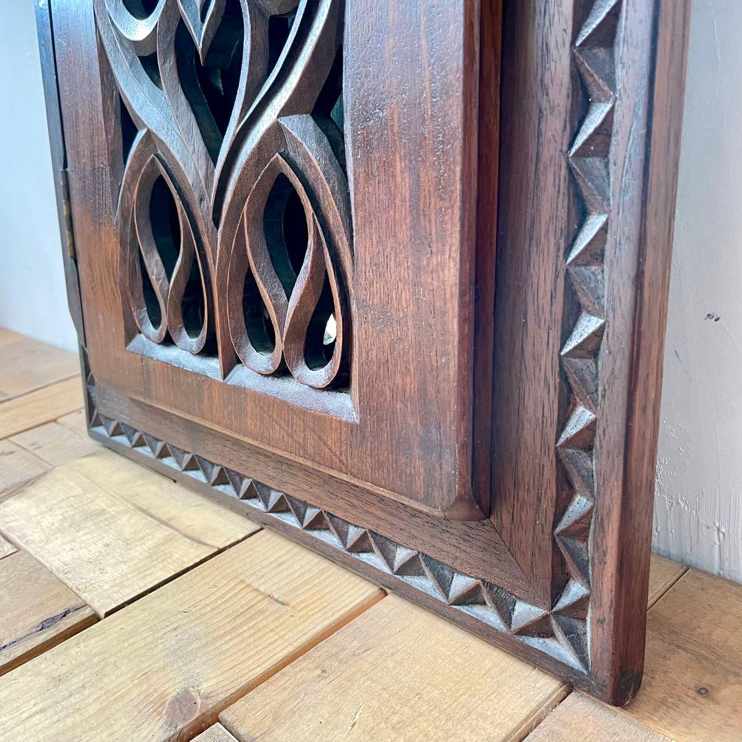 【専用】112. 木彫 透彫り 扉付き 四角型 鏡 ミラー 壁掛け
