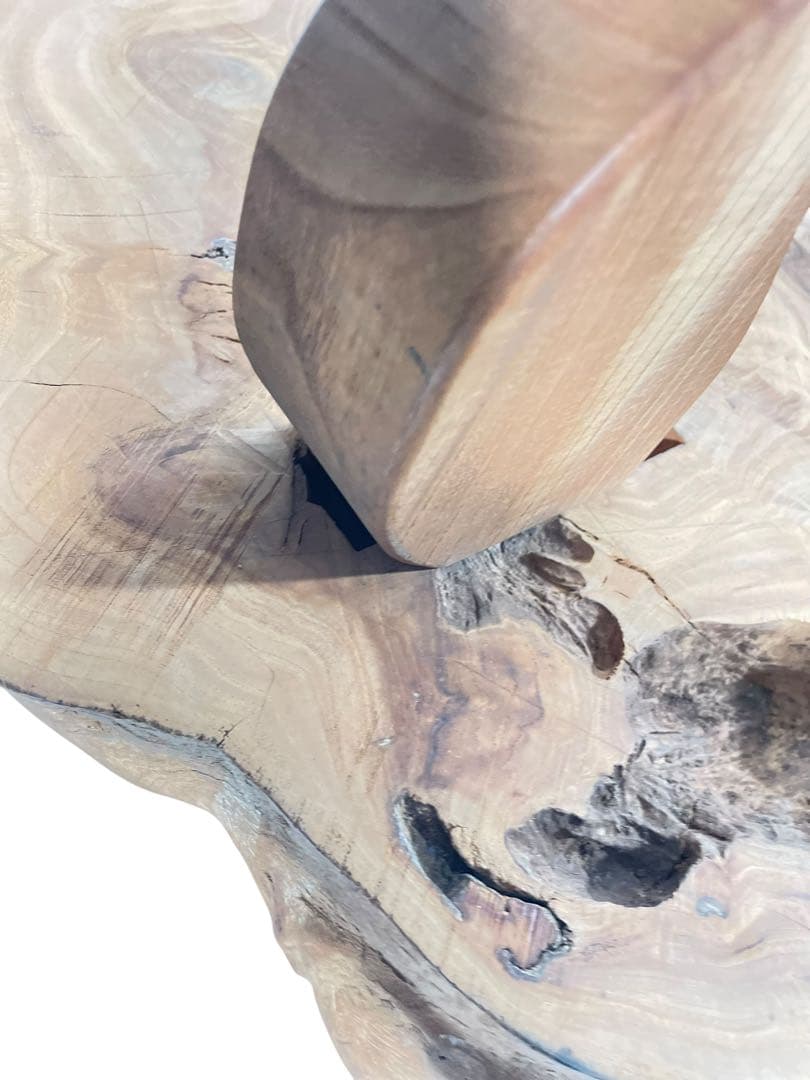 HR601【希少デザイン】一枚板　無垢材　ほぼ生木　コーヒーテーブル 花台