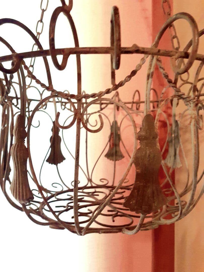【シャビーシック アンティーク】 アイアン製 ハンギングフラワーバスケット❤︎