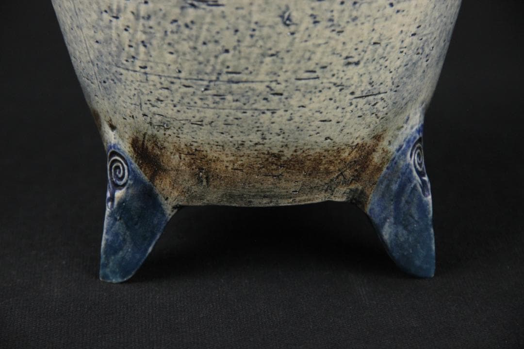 現代アート　西川勝 作　灰釉陶彩 三獣三足器　 花器・壺EN11-12