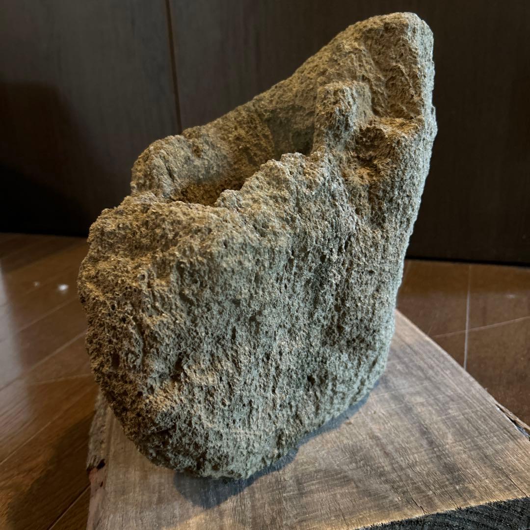 山渓鉢　雲山石　溶岩石　希少　一点モノ　苔　山野草　盆栽　多肉植物　小品盆栽