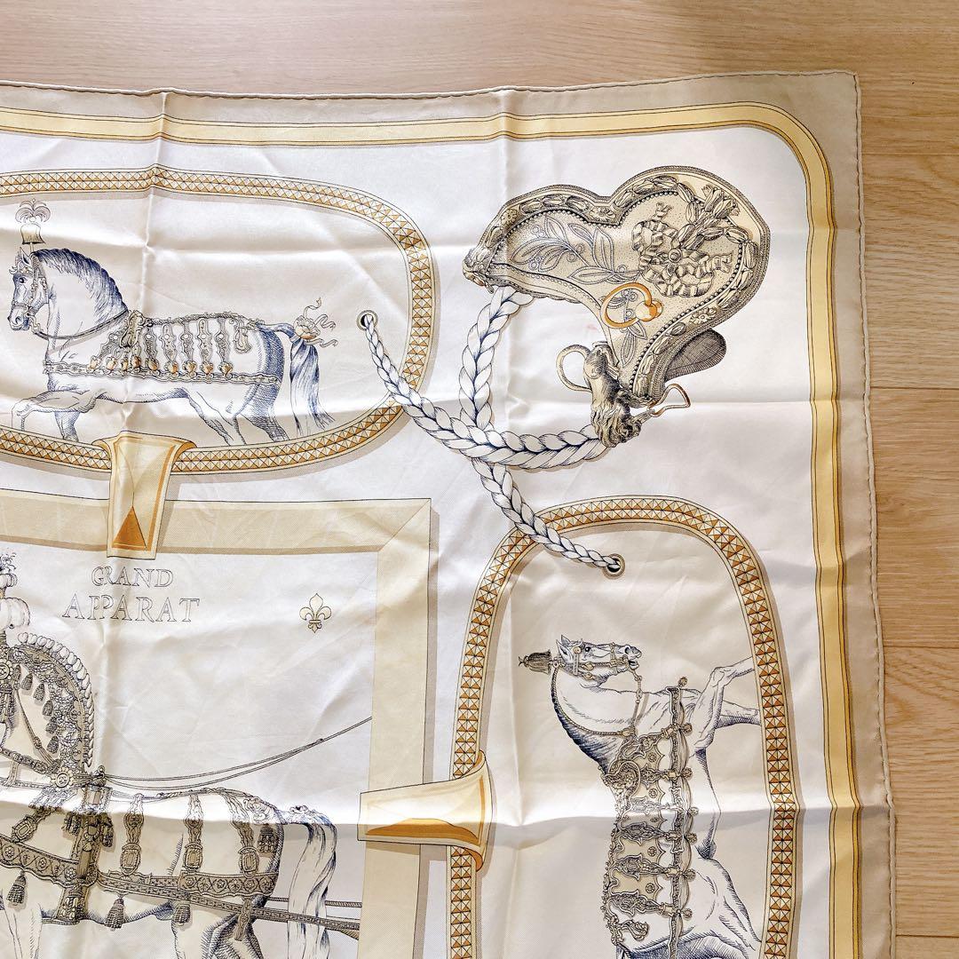 HERMES エルメス　スカーフ　シルク　カレ90 盛装の馬　ベージュ　正規品