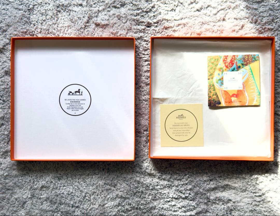 新品未使用箱付 HERMÈS エルメス シルクスカーフ カレ 90×90cm