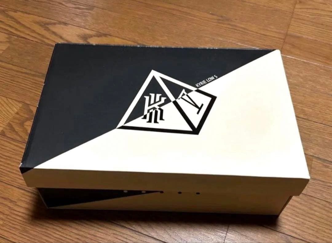 新品 NIKE Kyrie Low 5 Community EP 27.5cm