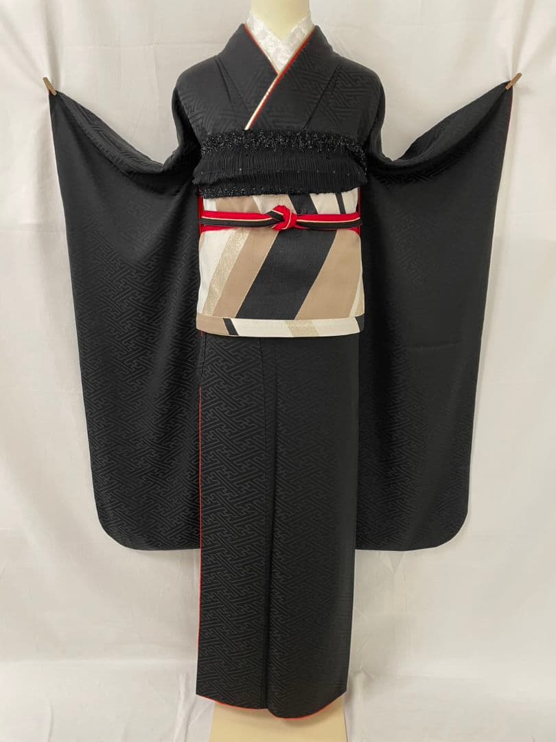 売約済み【Mode-Style】★★　黒無地　振袖単品★★