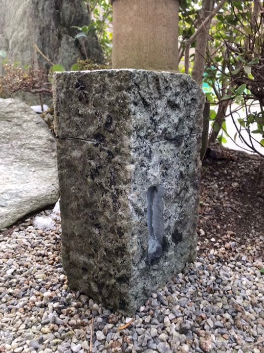 【天然自然石・石灯り・足元灯り・石灯篭・ガーデンライト】造園水石飾り石箱庭