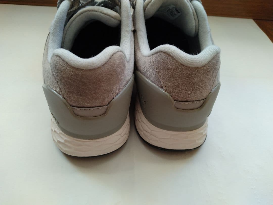 ニューバランス　Fresh Foam 1880 vl UW 1880 23.5