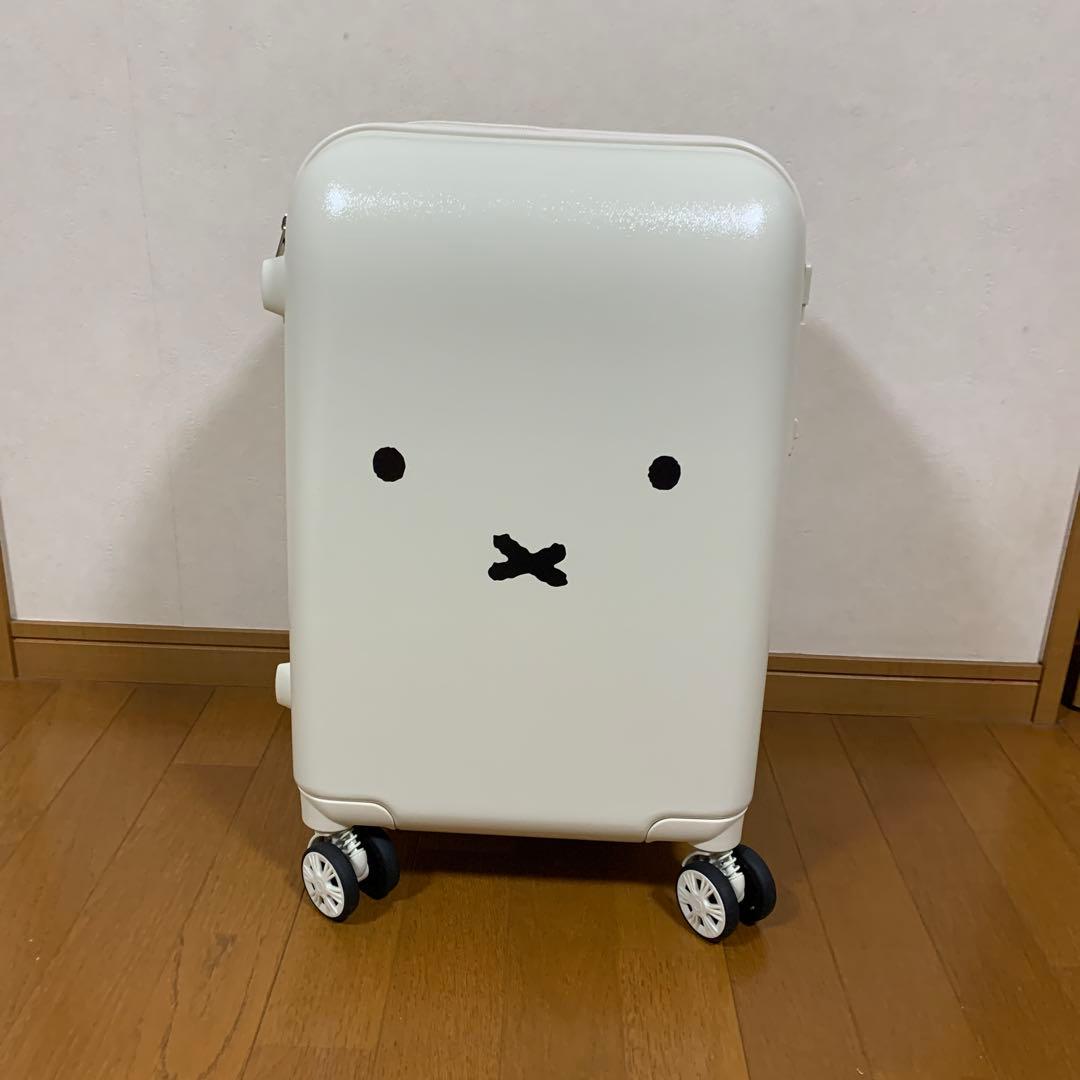 ミッフィーキャリーケース　30L ホワイト