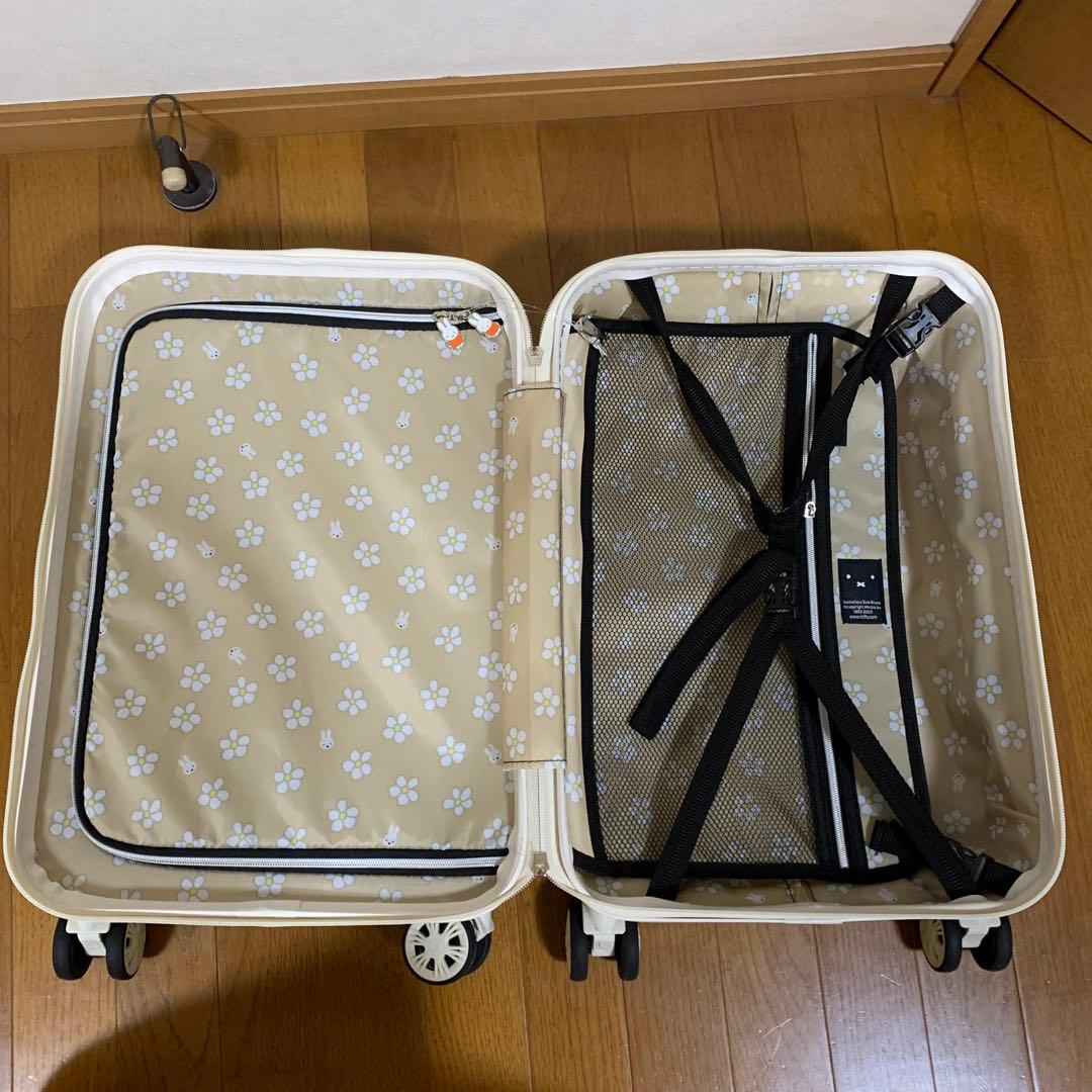 ミッフィーキャリーケース　30L ホワイト