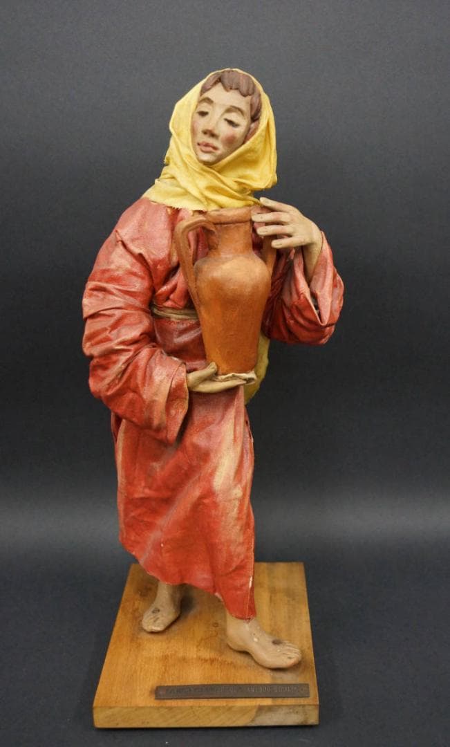 イタリア工芸品 紙人形『水瓶を持つ女性』48/300 アンティーク人形 木製台座