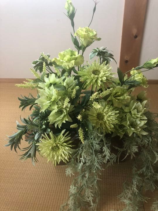 フラワーアレンジメント　イエロー系
