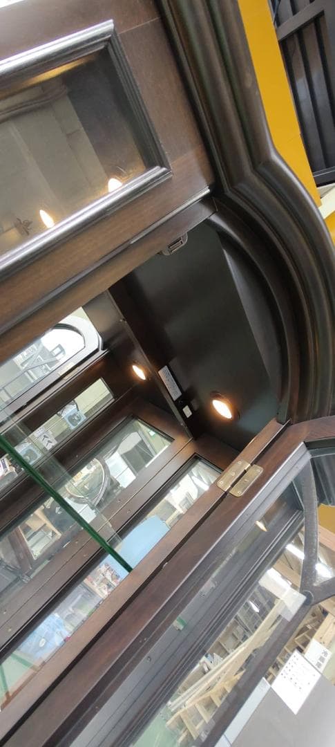 Karimoku ダークブラウン ガラスキャビネット 248