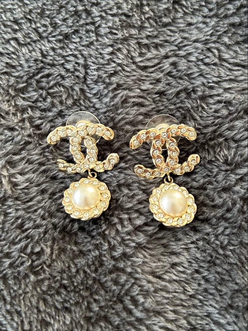 CHANEL ゴールド　パール　ピアス