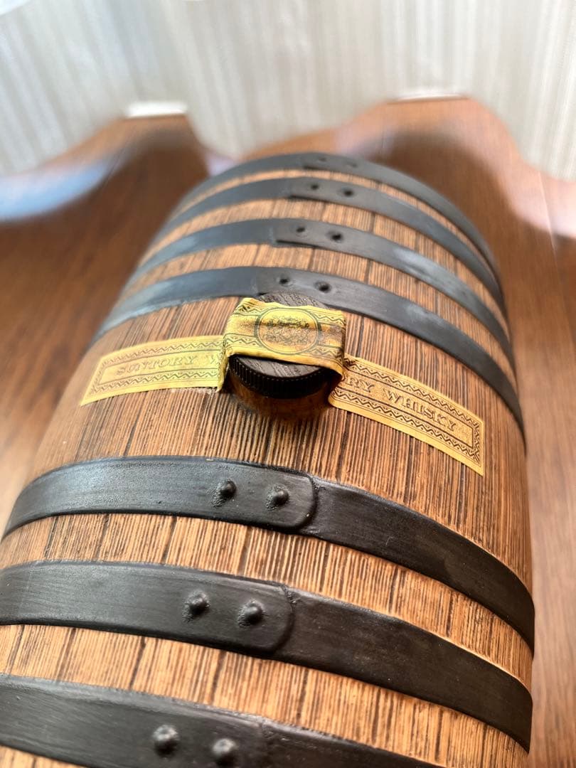 Suntory Whisky  樽　1800ml 43% 空樽