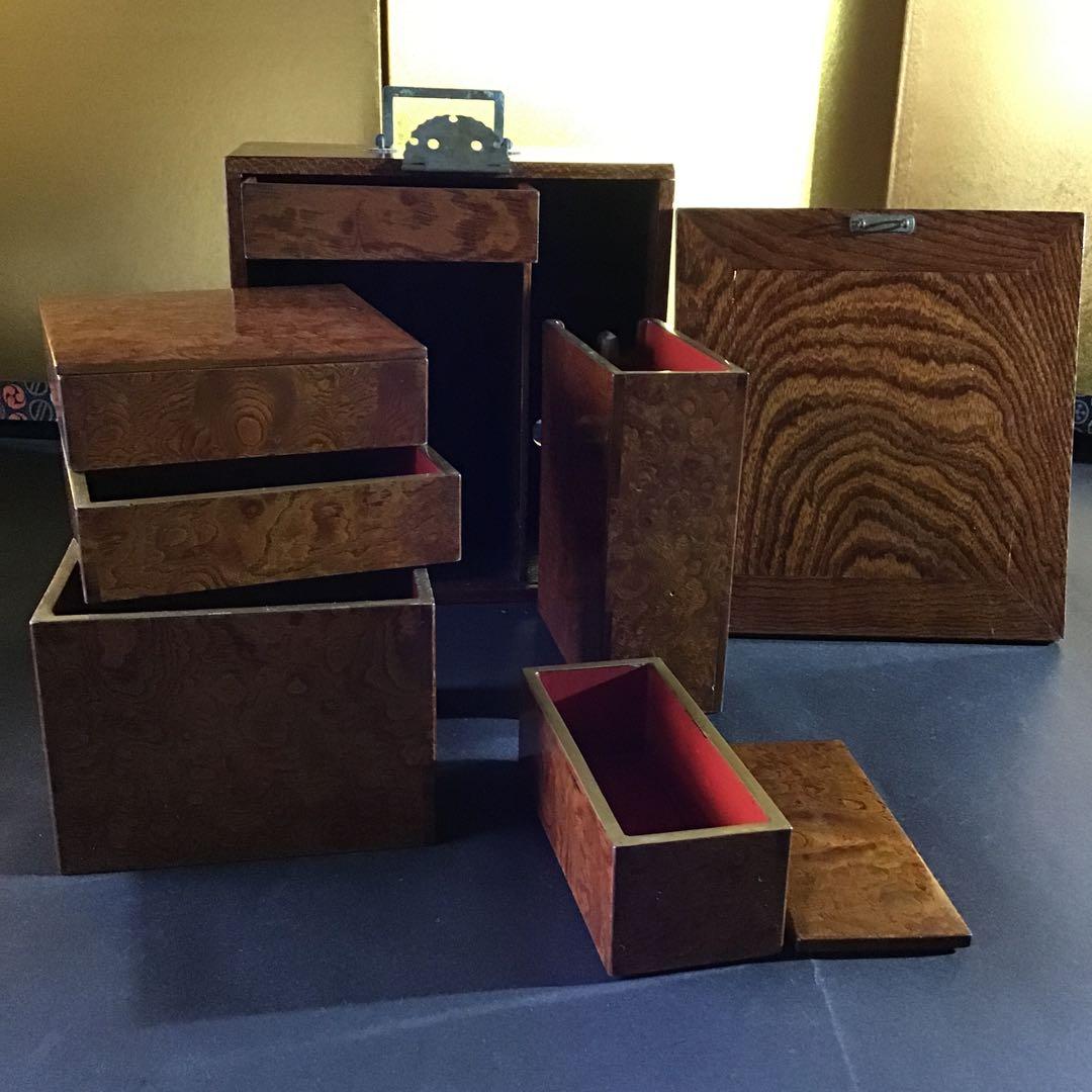 欅玉杢　野点重箱　差物師重箱　酒器付　明治期. B-2