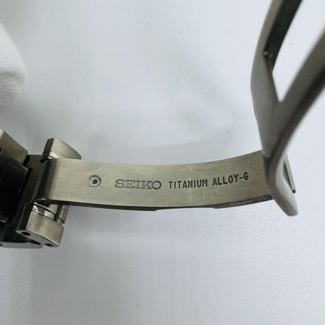 ✨SEIKO✨セイコー✨7B25-0AA0✨デイト✨ブラック文字盤✨腕時計✨