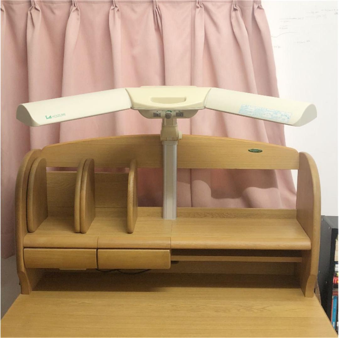 KOIZUMIの学習机（木目調）