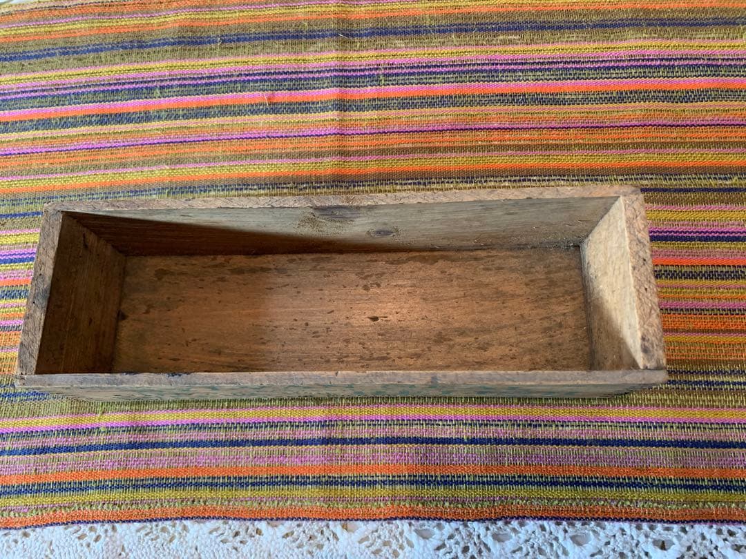 フランス製　アンティーク　フォントが可愛い小さな木製の小物入れ2個セット！