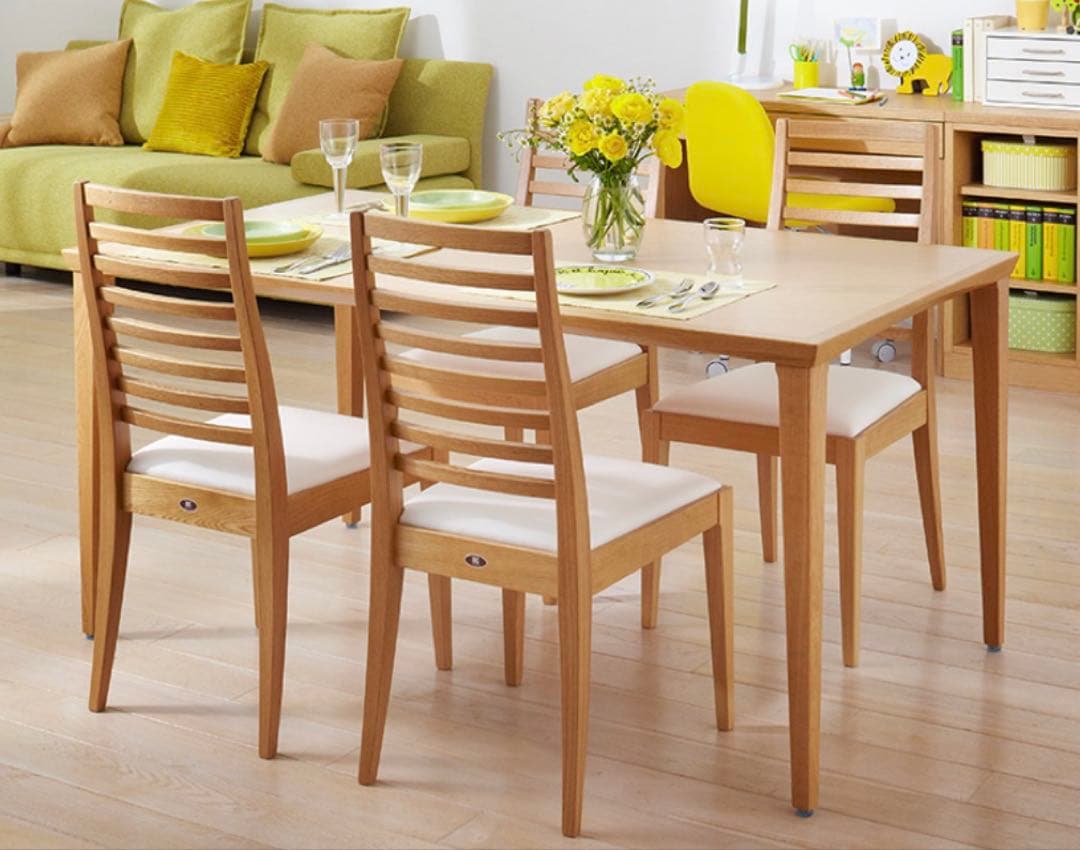 【美品】IDC 大塚家具 秋田木工 ダイニングテーブル ウォールナット 北欧