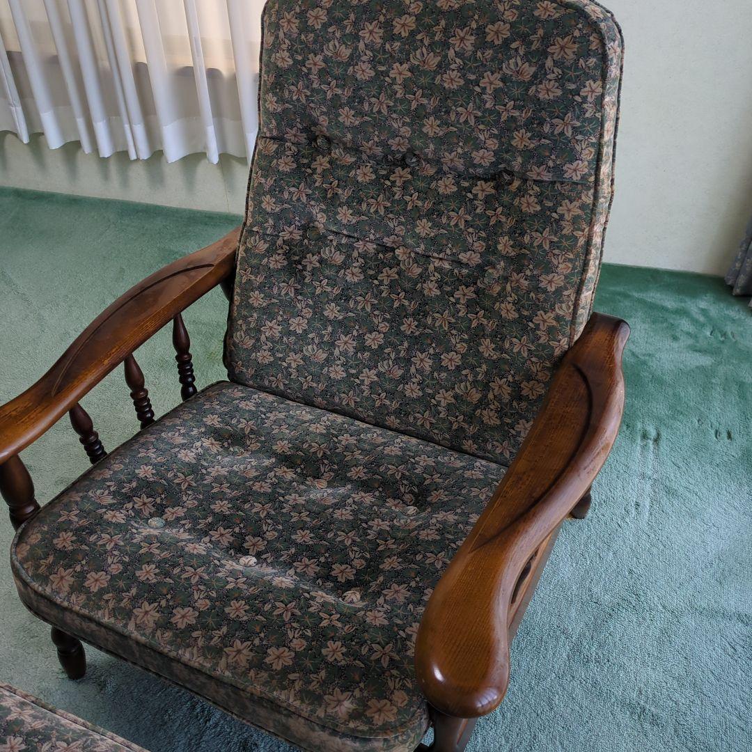 カリモク コロニアル　リクライニングチェア