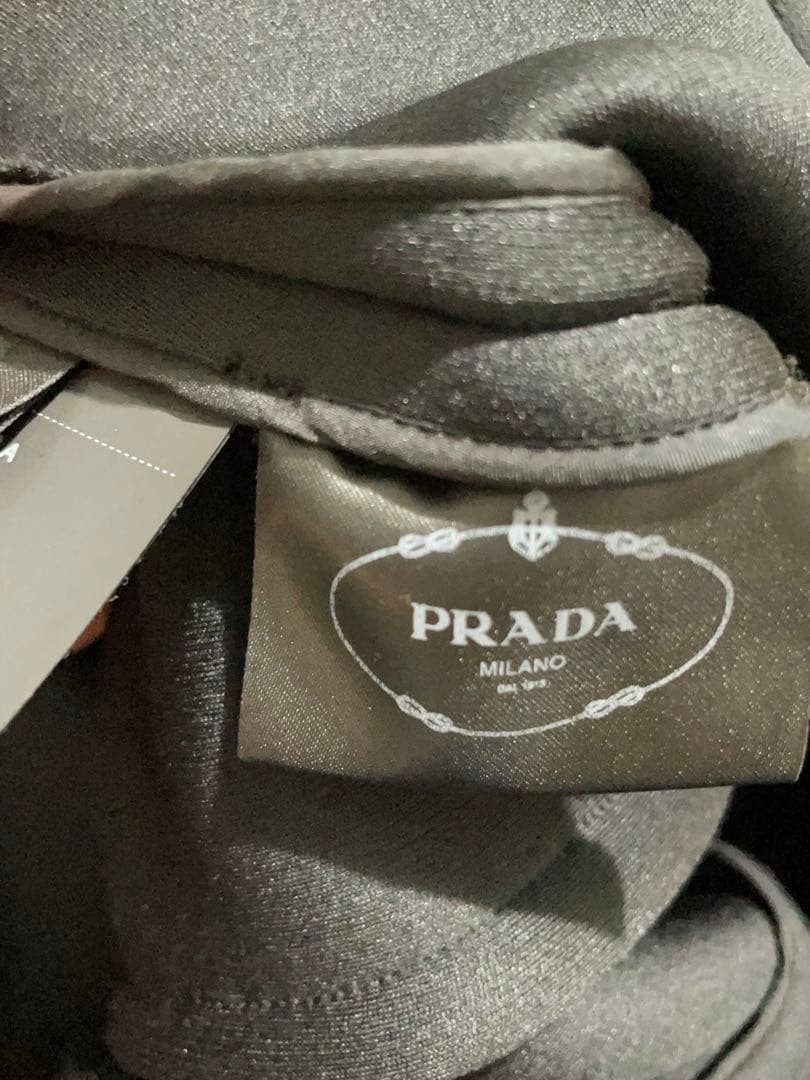 プラダ未使用品ワンピース