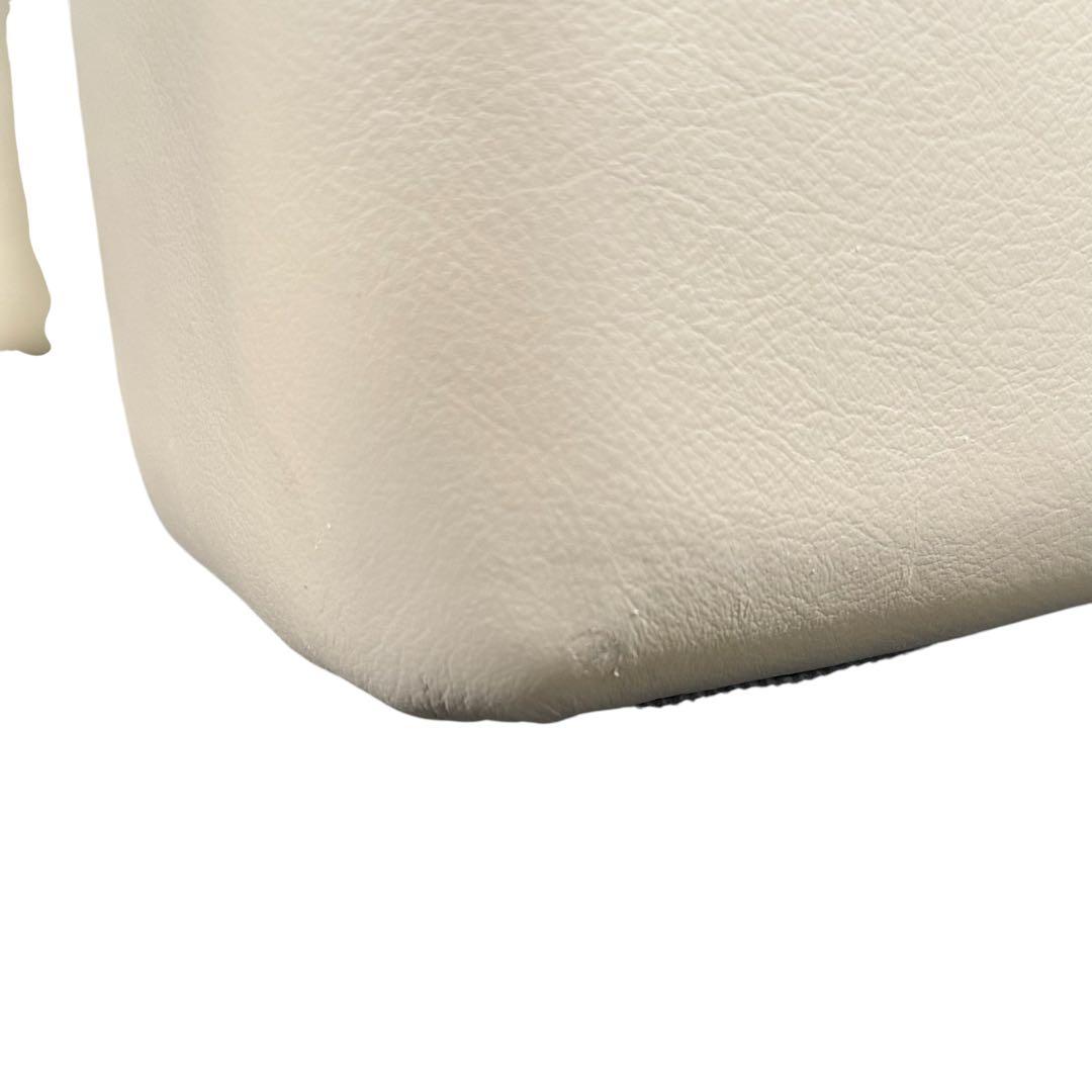 HR864 himolla ヒモラ　オットマン 本革 総本革　ベージュ系