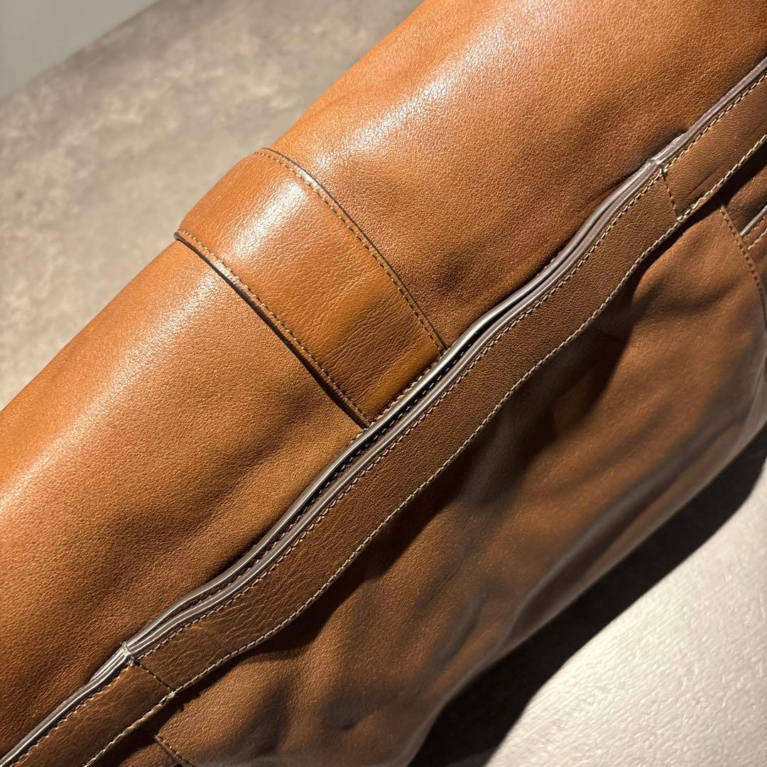 TUMI トゥミBeacon Hill ショルダーバッグ　レザー　美品