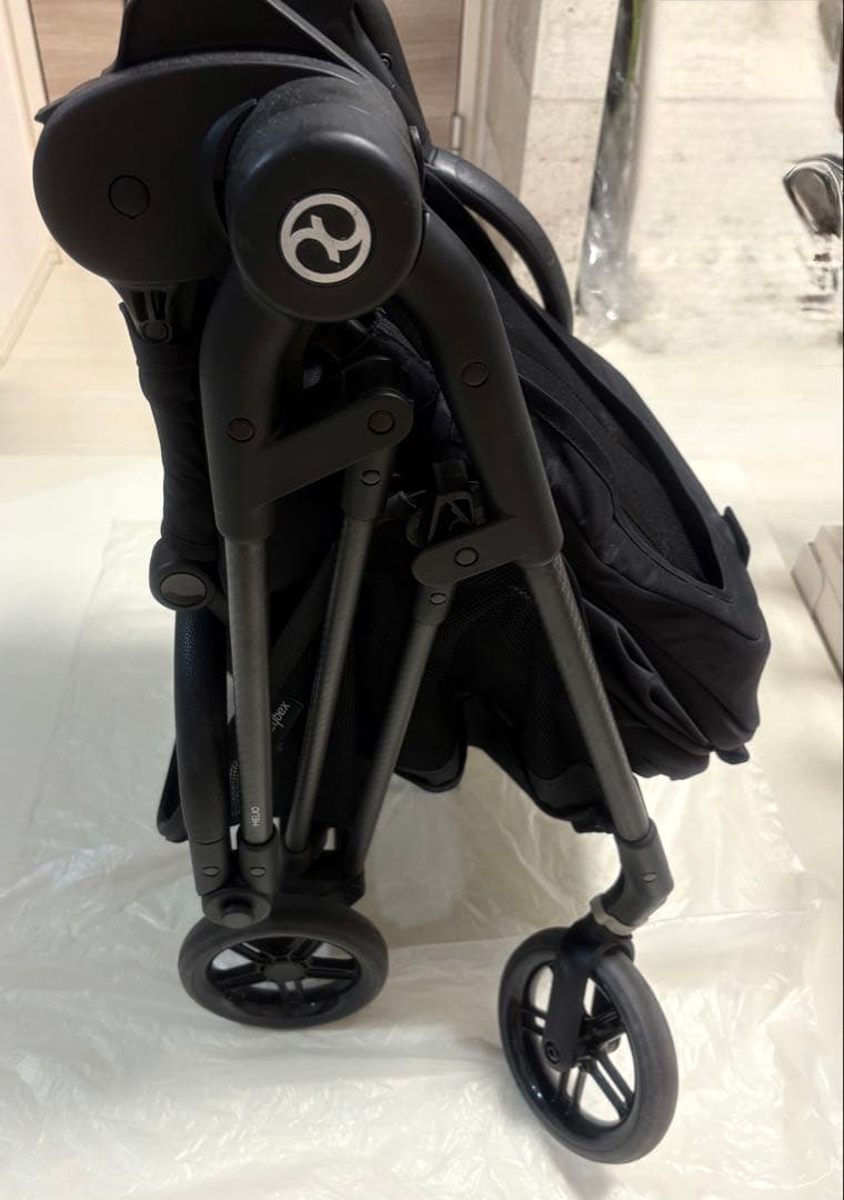 最終値下げ 2022年冬購入 cybex サイベックス メリオカーボン ブラック