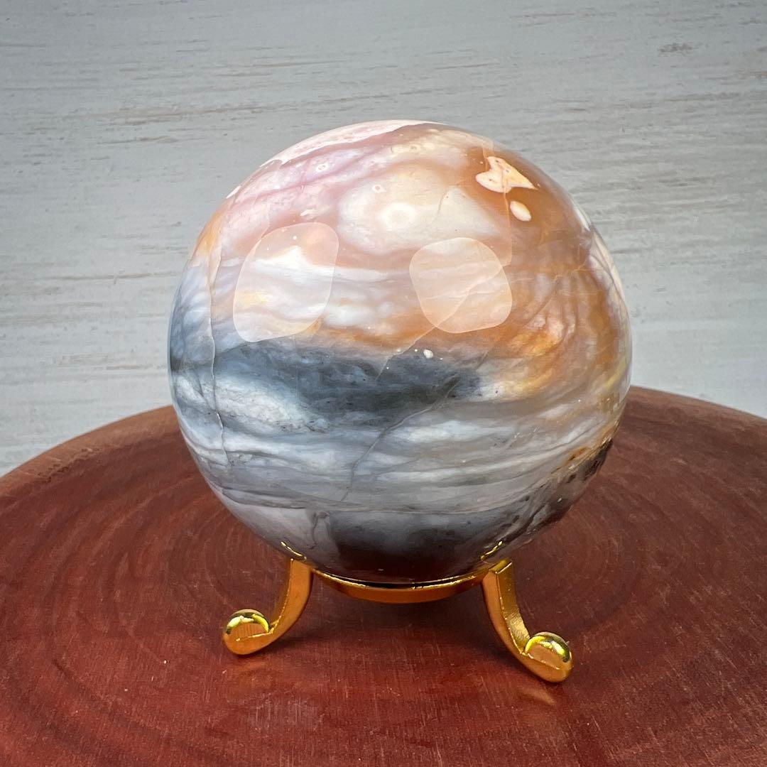 天然石　ペトリファイドウッド　スフィア　79ミリ　台座付き　宇宙のようなペトリ