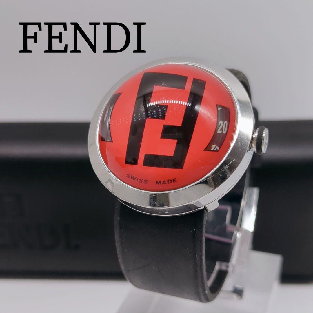 ピンクの猫【希少デザイン】FENDI フェンディ 腕時計 レッド ブラック