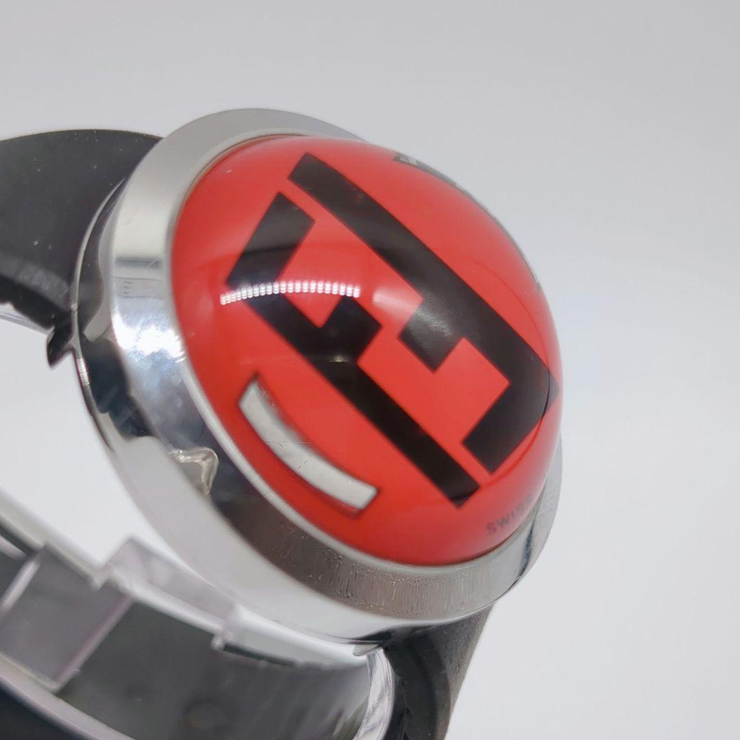 ピンクの猫【希少デザイン】FENDI フェンディ 腕時計 レッド ブラック