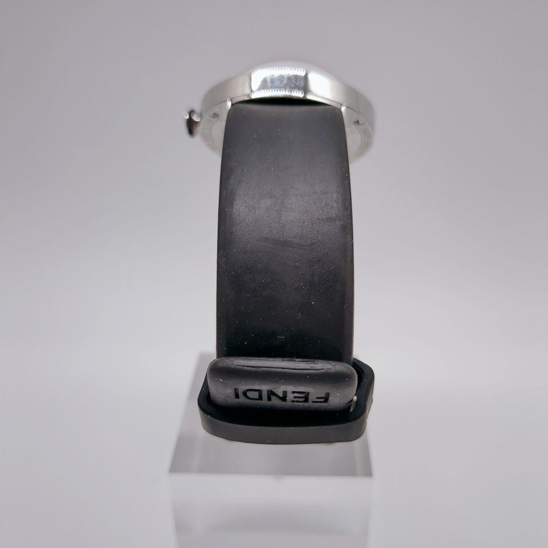 ピンクの猫【希少デザイン】FENDI フェンディ 腕時計 レッド ブラック